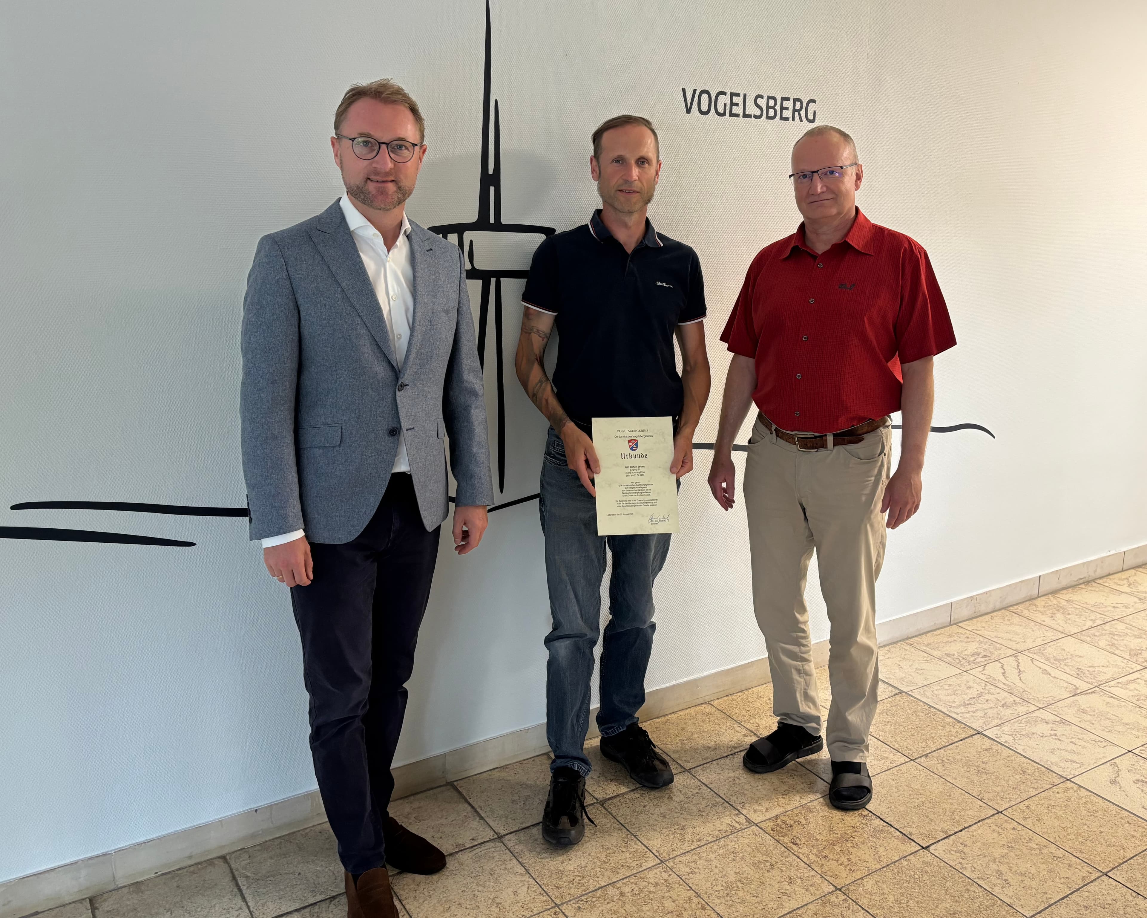 Vogelsbergkreis ernennt Michael Seibert zum weiteren Bienensachverständigen