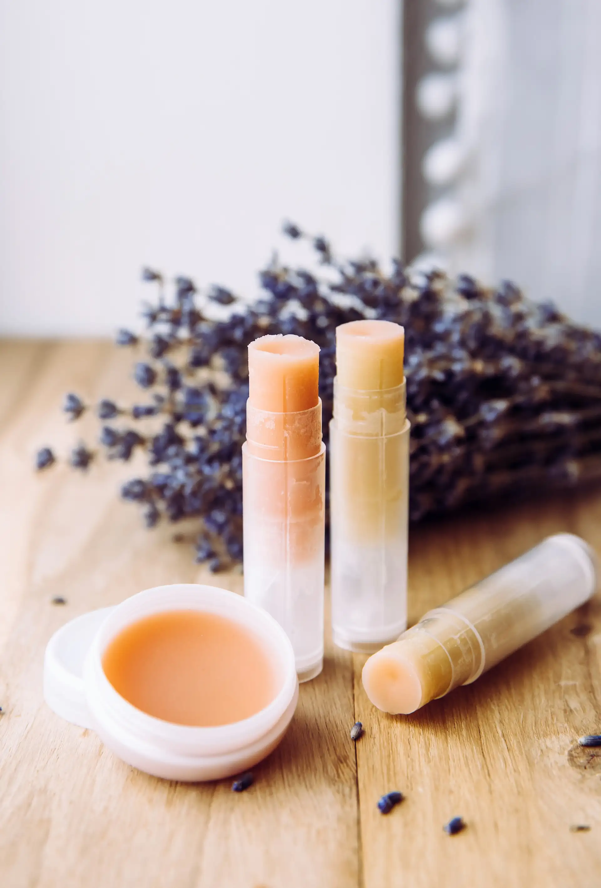 „Tag der Heilpflanzen“ im Zeughaus Bad Berka: Lippenbalsam aus Lavendel und Ringelblume